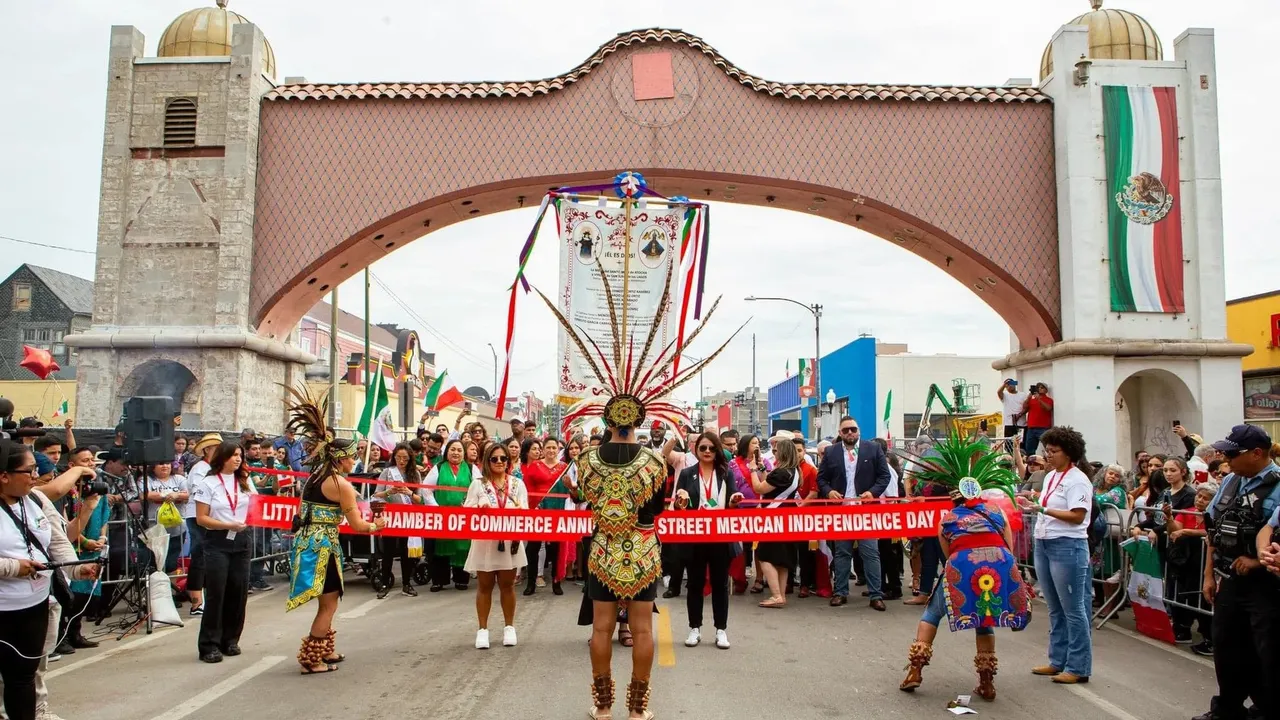26th Street Mexican Independence Day Parade, photo 1 of 2