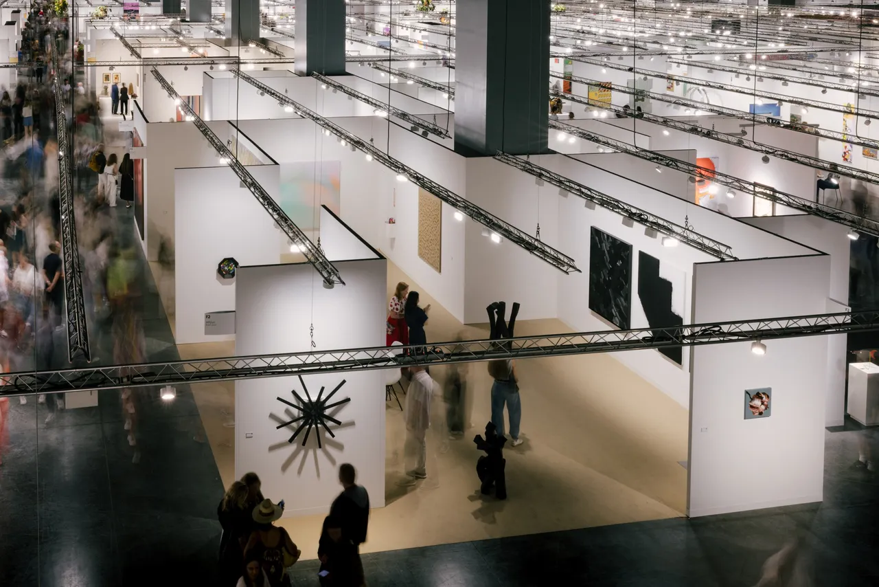 Art Basel Miami Beach, photo 1 of 3
