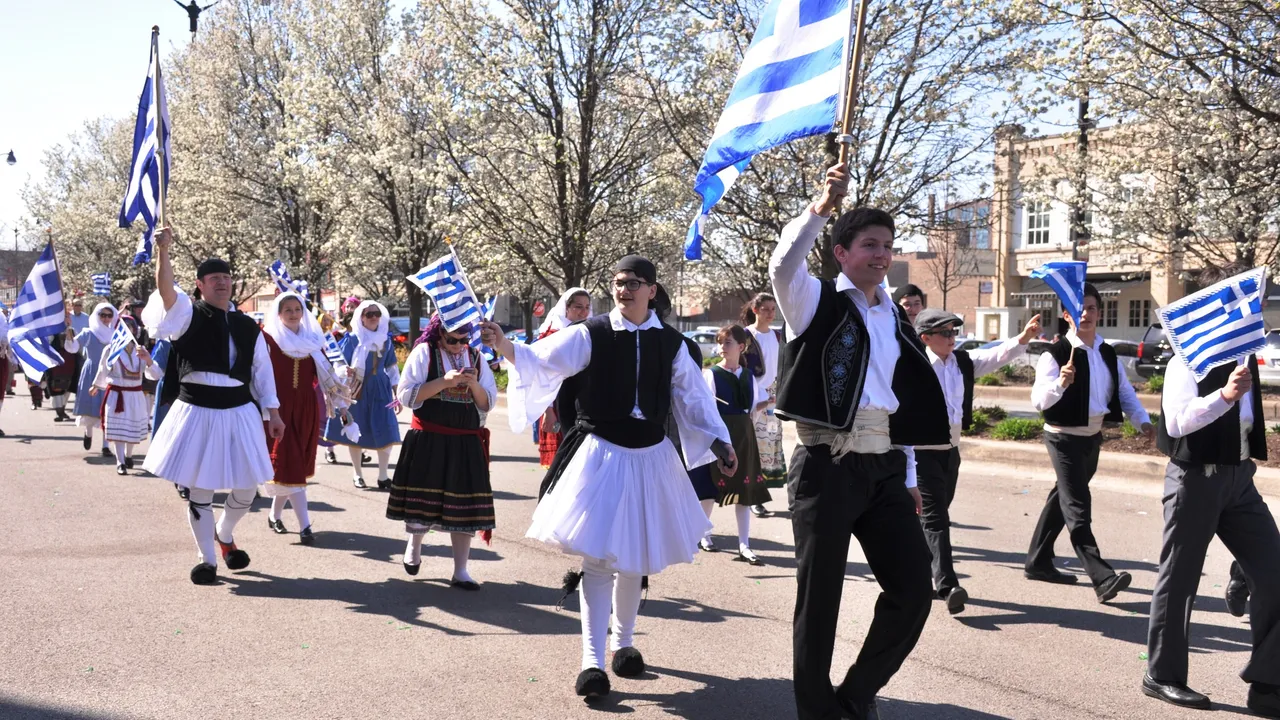 Chicago Greek Independence Day Parade, photo 1 of 4