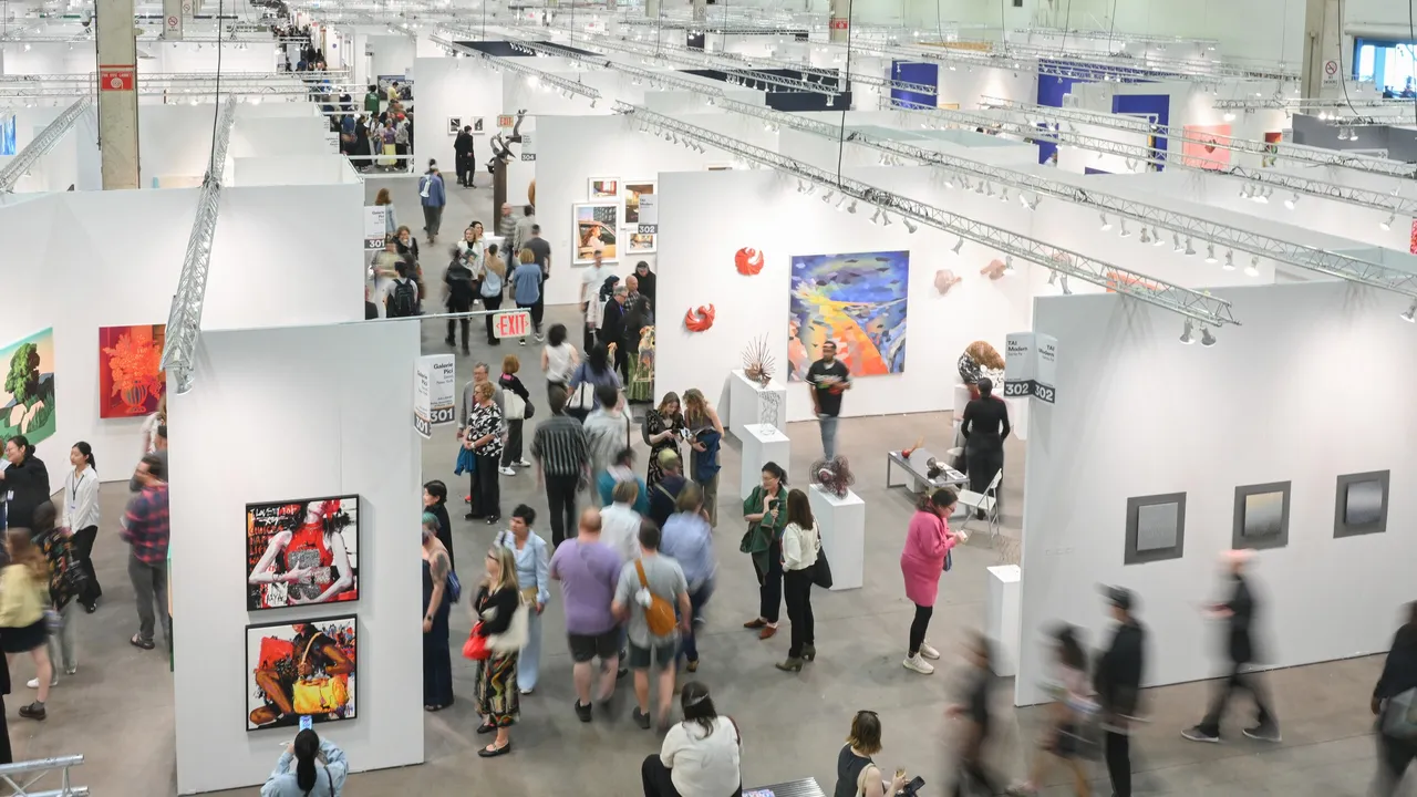EXPO CHICAGO, photo 1 of 5