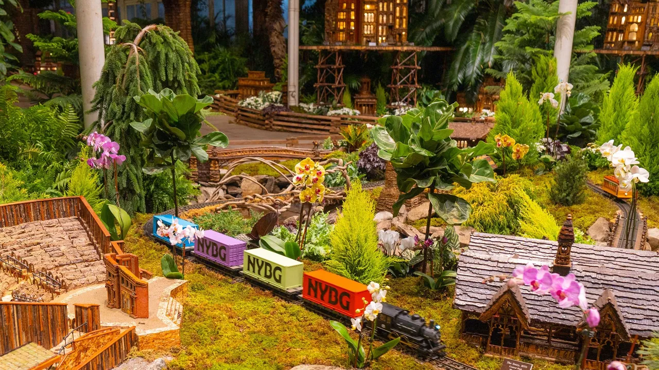 Holiday Train Show at the New York Botanical Garden, photo 1 of 2
