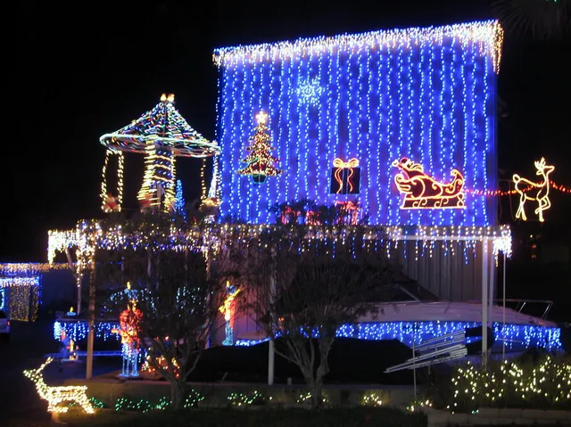 Light Up Mount Dora