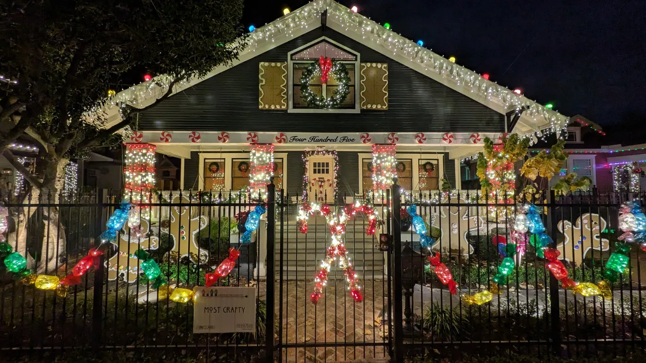 Lights in the Heights, photo 1 of 5