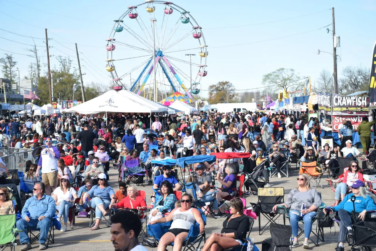 Louisiana Crawfish Festival, photo 1 of 4