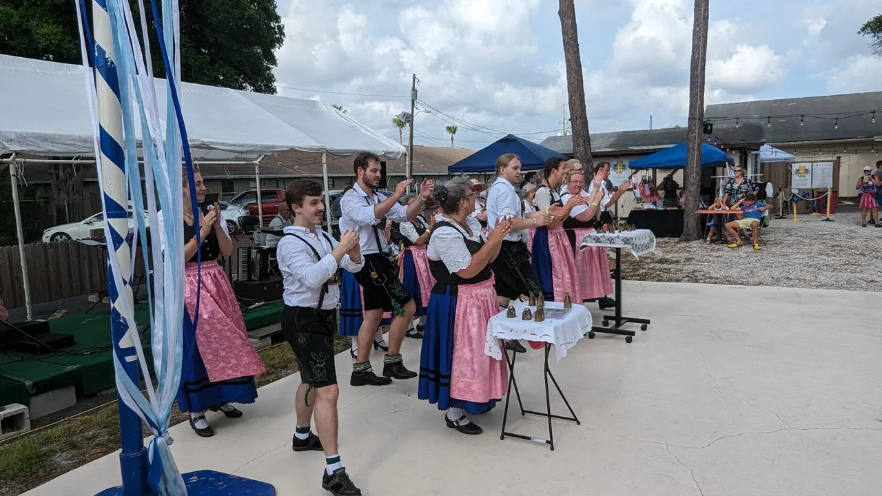 Maifest at the German-American Society