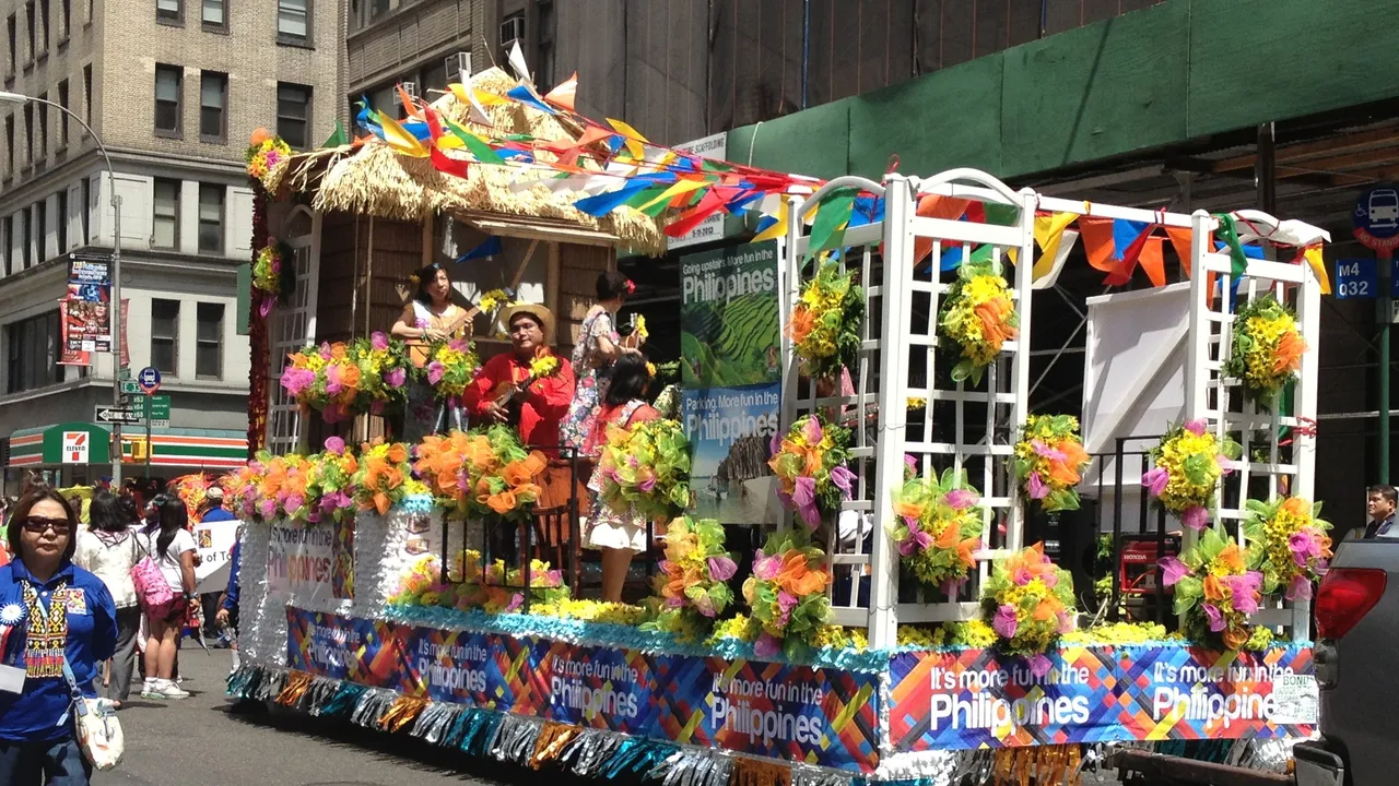 Philippine Independence Day Parade, photo 1 of 2