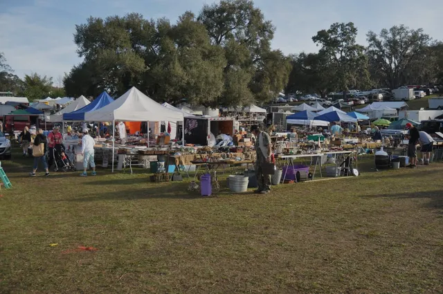 Renninger's Antique Extravaganza