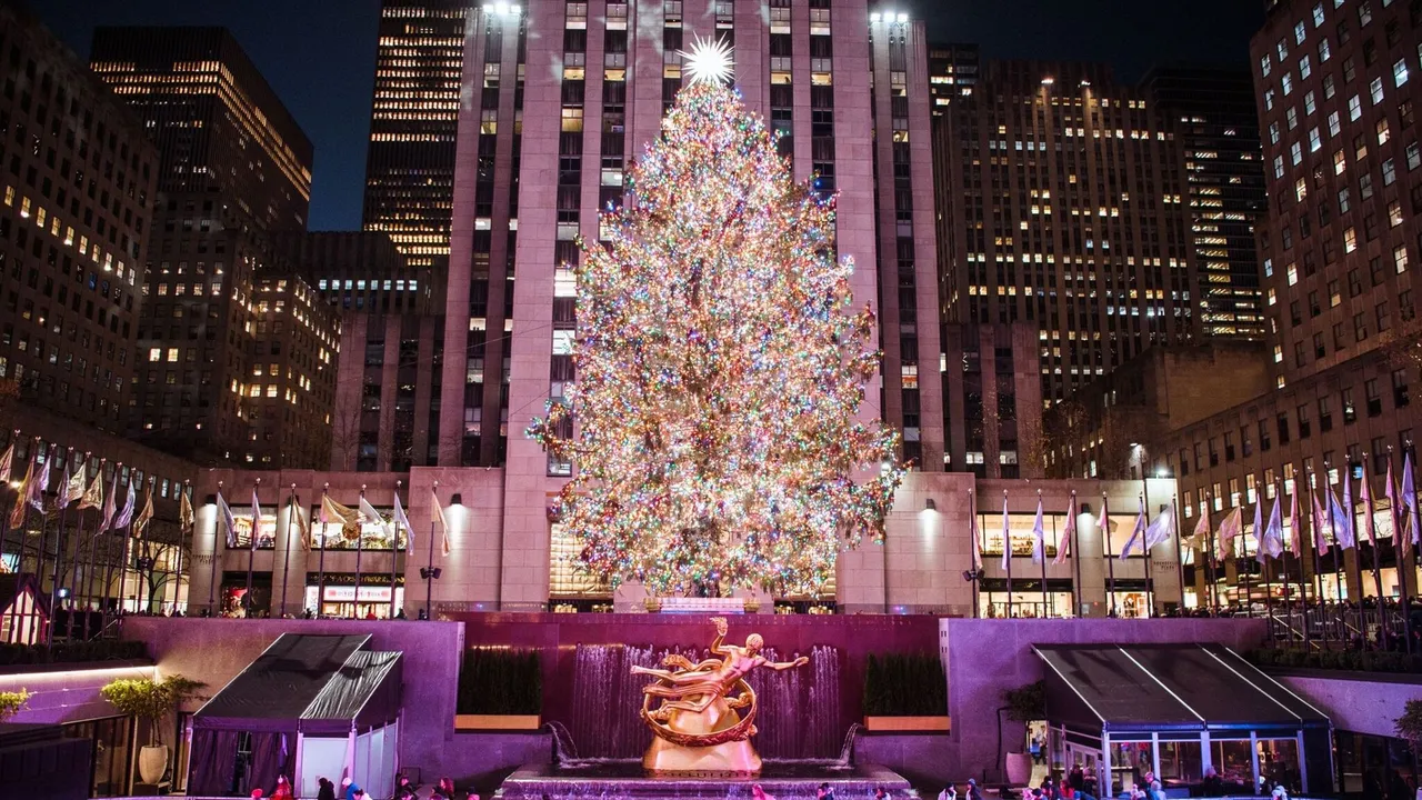 Rockefeller Center Christmas Tree Lighting, photo 1 of 3
