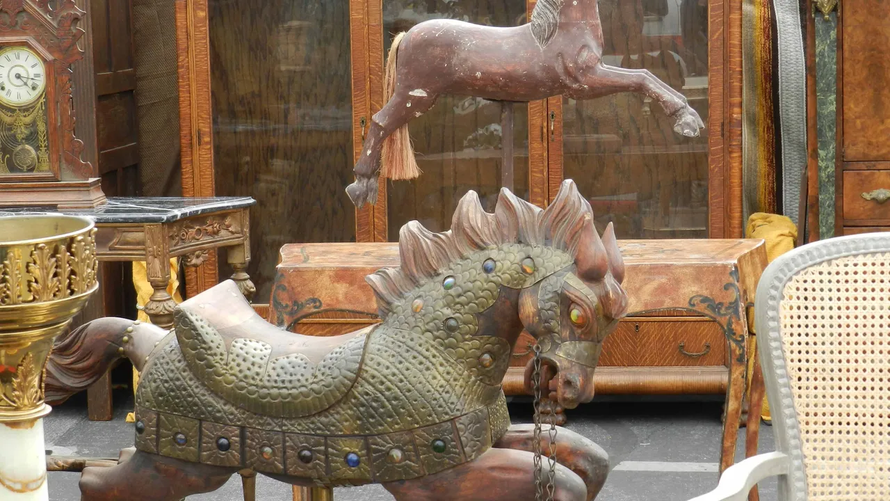Rose Bowl Flea Market, photo 1 of 3