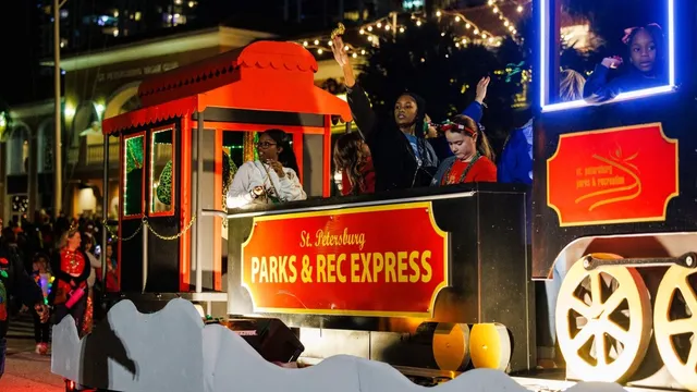 St. Petersburg Santa Parade & Tree Lighting