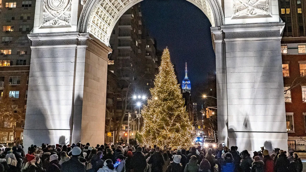 Washington Square Park Holiday Tree Lighting, photo 1 of 2