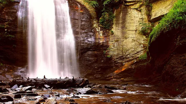 Looking Glass Falls