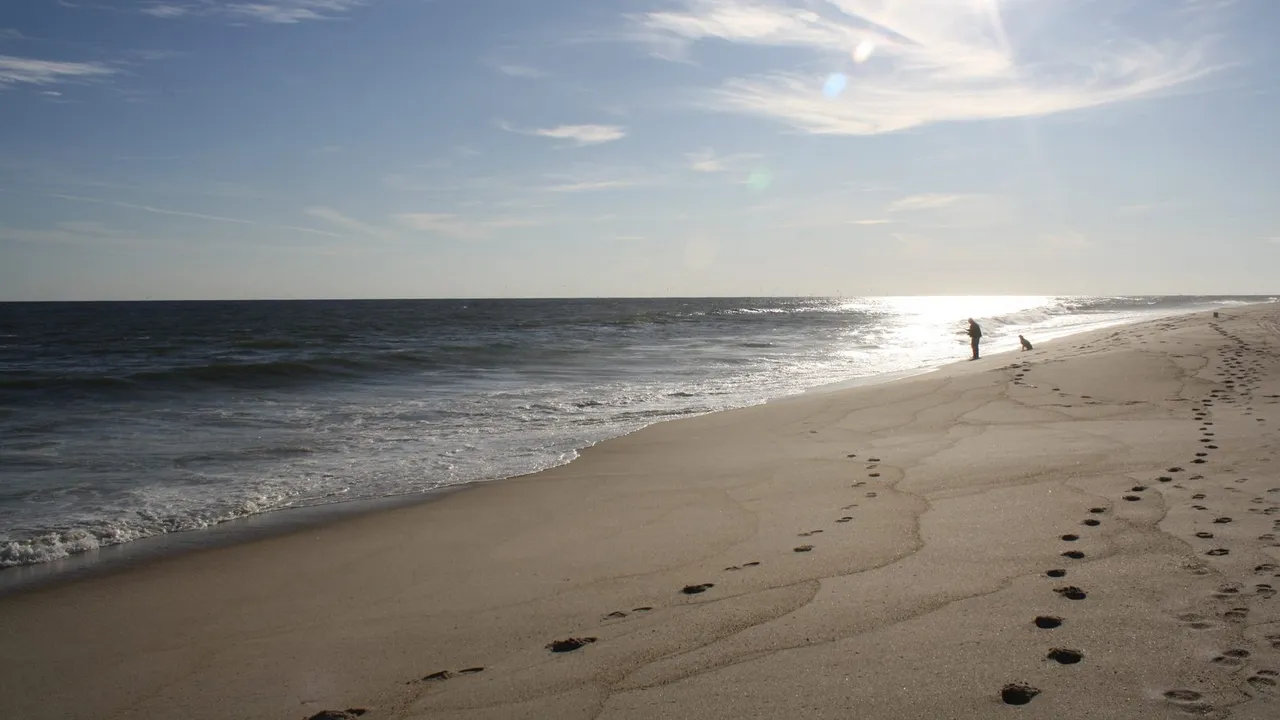 Main Beach